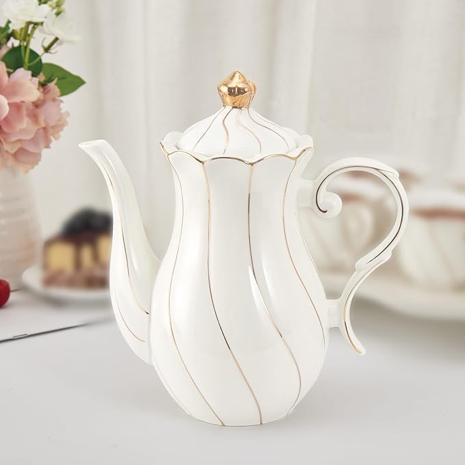 40oz Porcelain Teapot Gold Trim Strainer